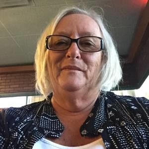 Meet your Posher, Shelly